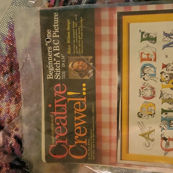 Crewel Craft Kit - Picture 2 of 5